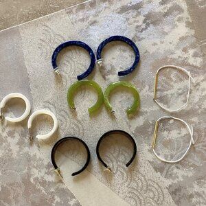 Five (5) pairs of earrings, 1 and 2 inch hoops